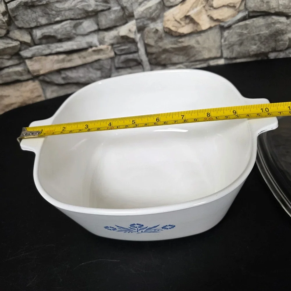 Corning Ware Casserole Dish Blue Cornflower 2.5 QT Retro Americana Kitchen w Lid